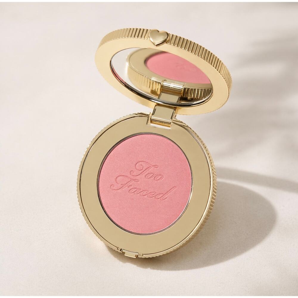 $32 New Too Faced Cloud Crush Blurring Blush - Head In The Clouds